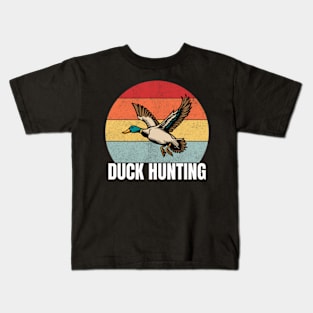 Duck Hunting Retro Bird Hunter For Men Kids T-Shirt